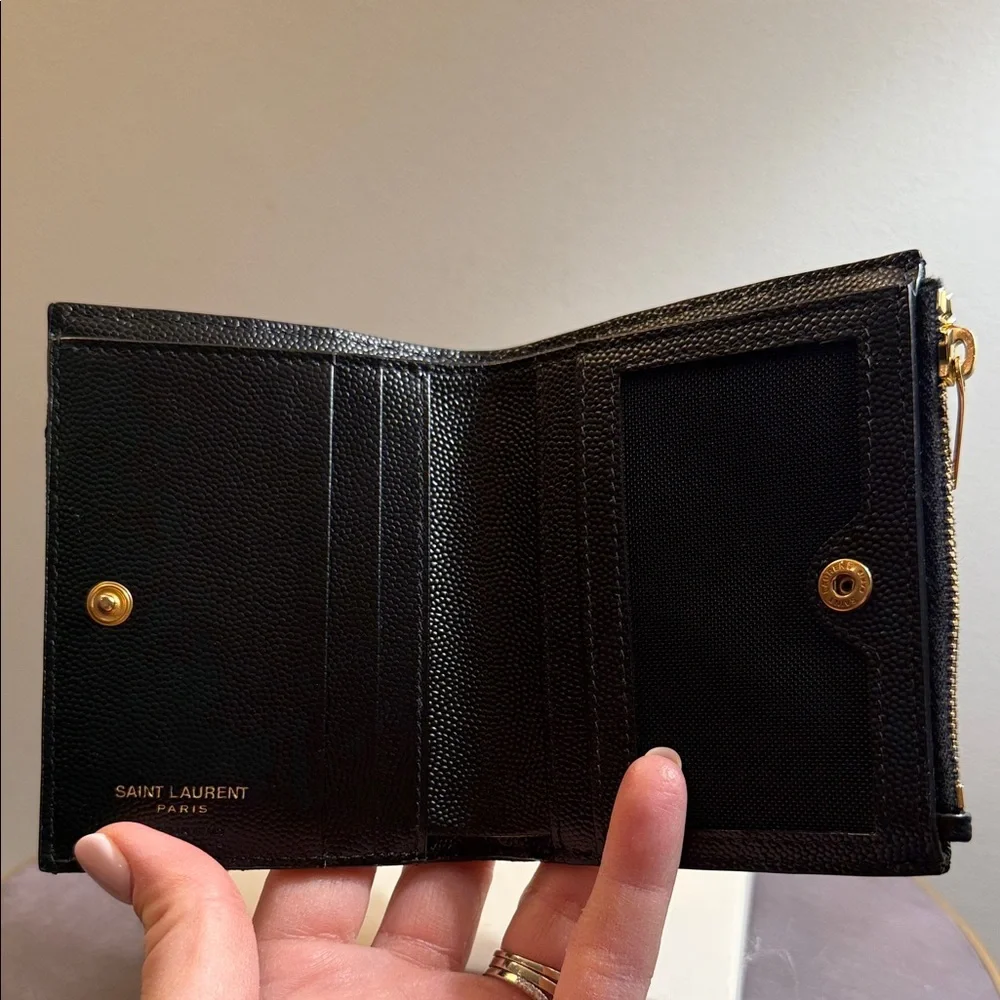 YSL Cassandre Matelasse Bi-Fold Wallet - Picture 5 of 8